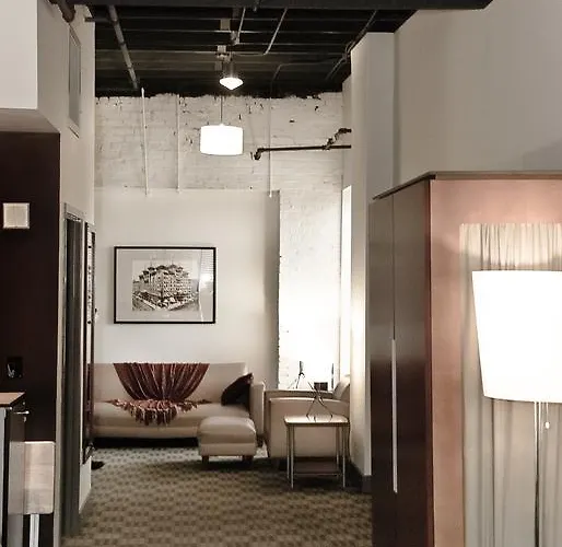 The Lofts 3*
